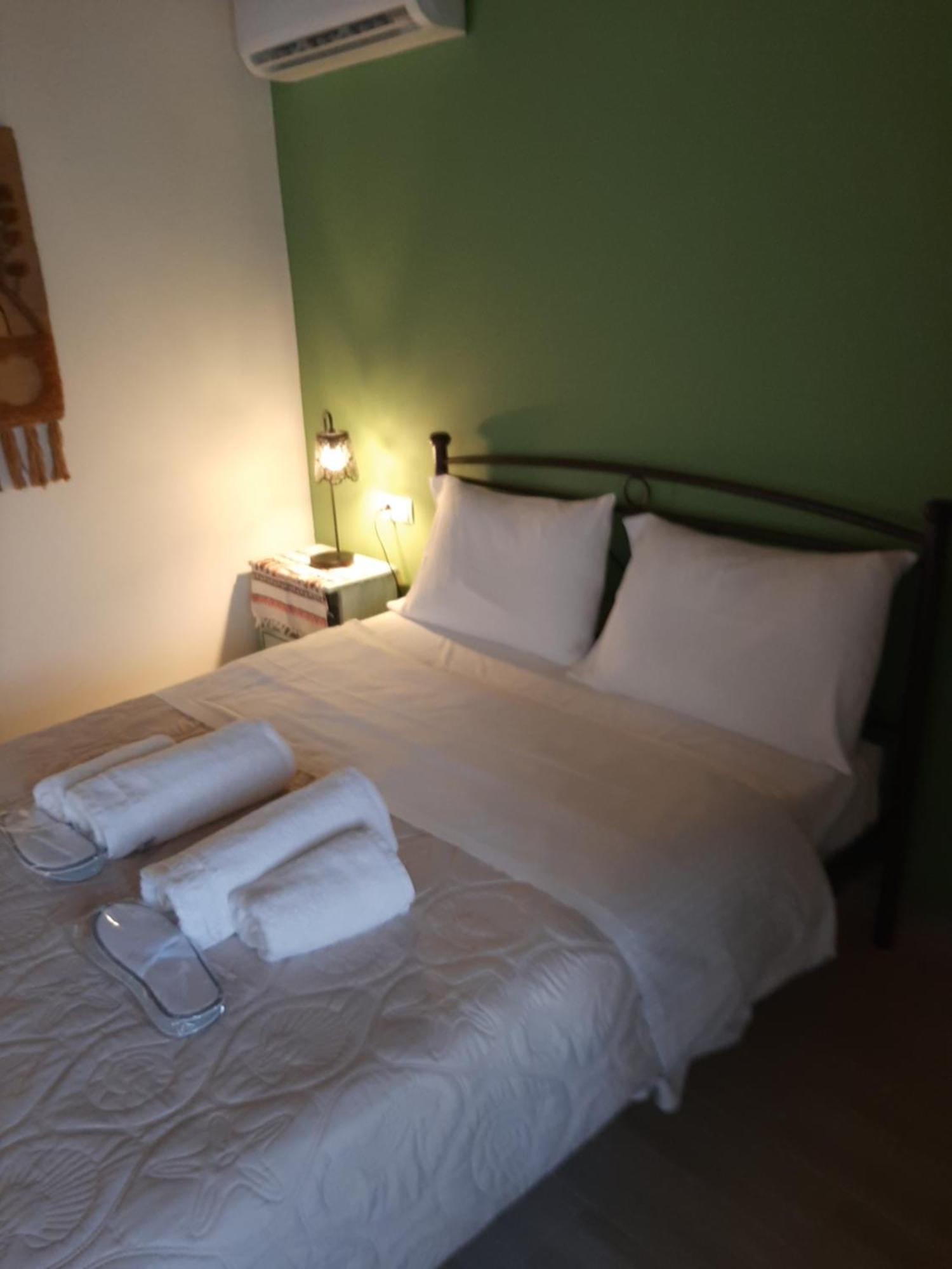 Chalkidιό Appartement Pitsidia Kamer foto